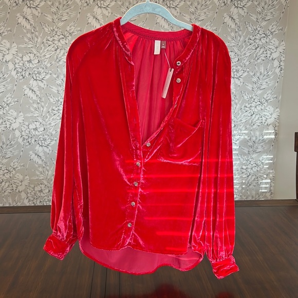NWT Anthropologie Blouse Velvet Red - Picture 6 of 6